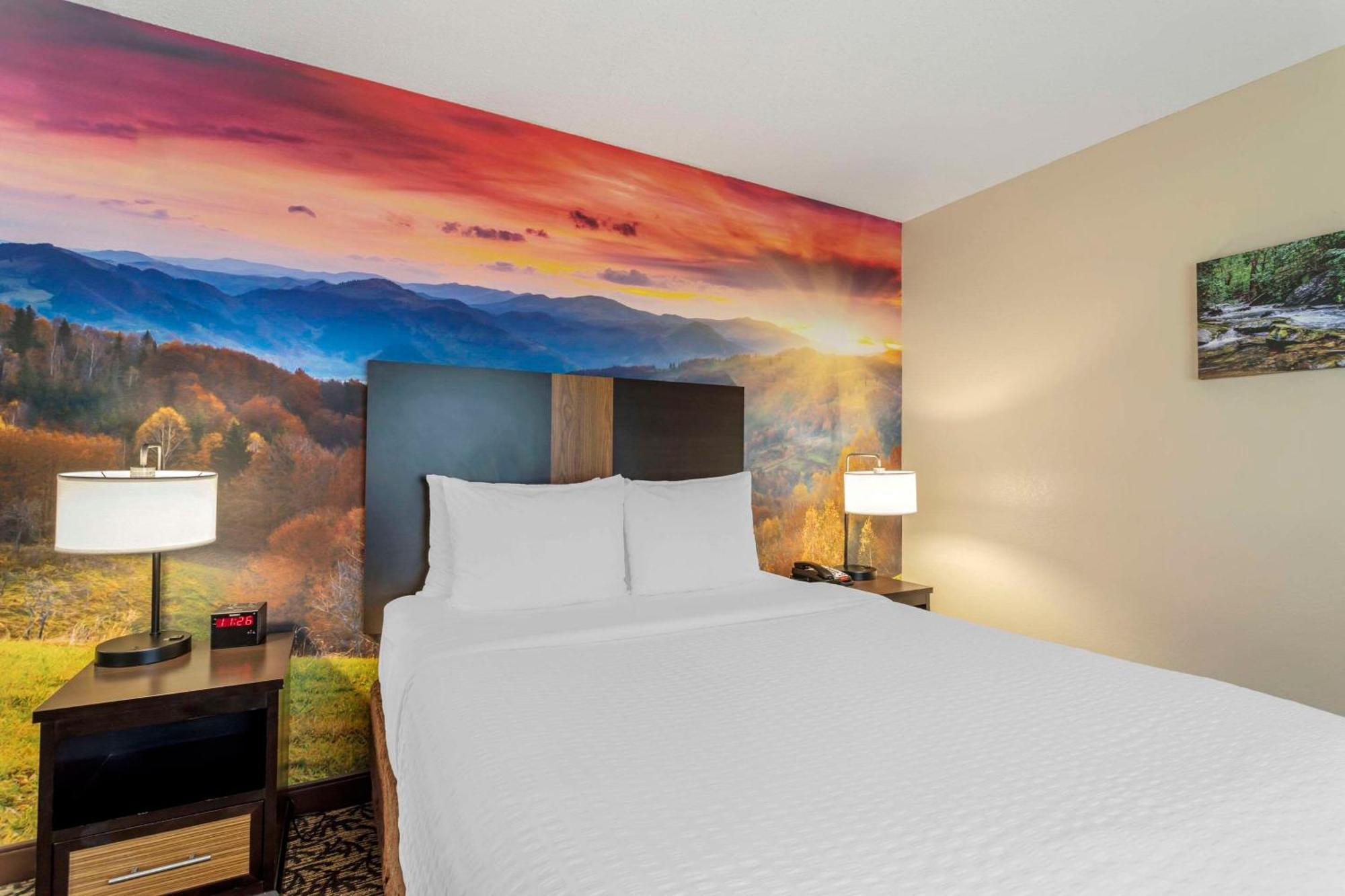 Leconte Hotel & Convention Center, Ascend Hotel Collection Пиджен-Фордж Экстерьер фото